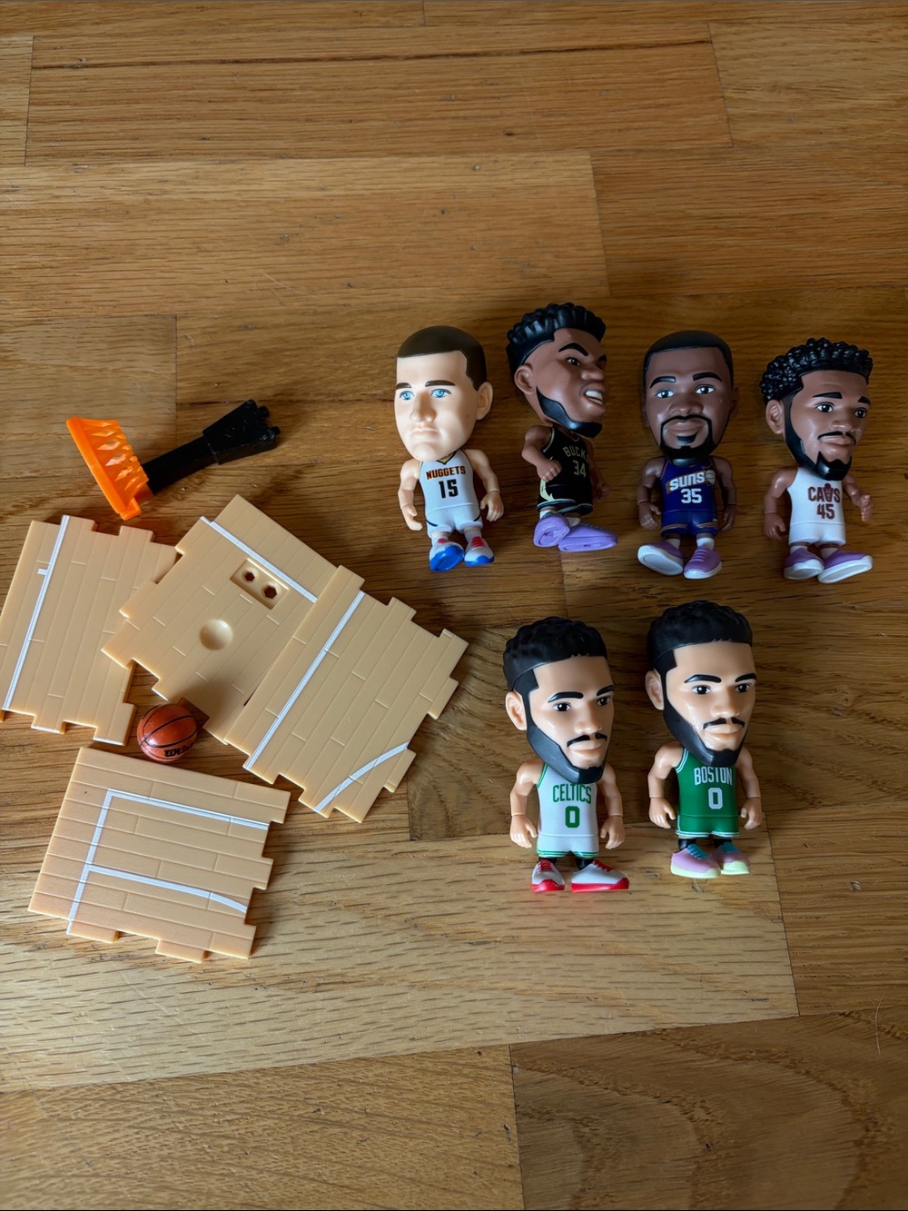 NBA Mini Action Figures with Court Pieces - Multi Color